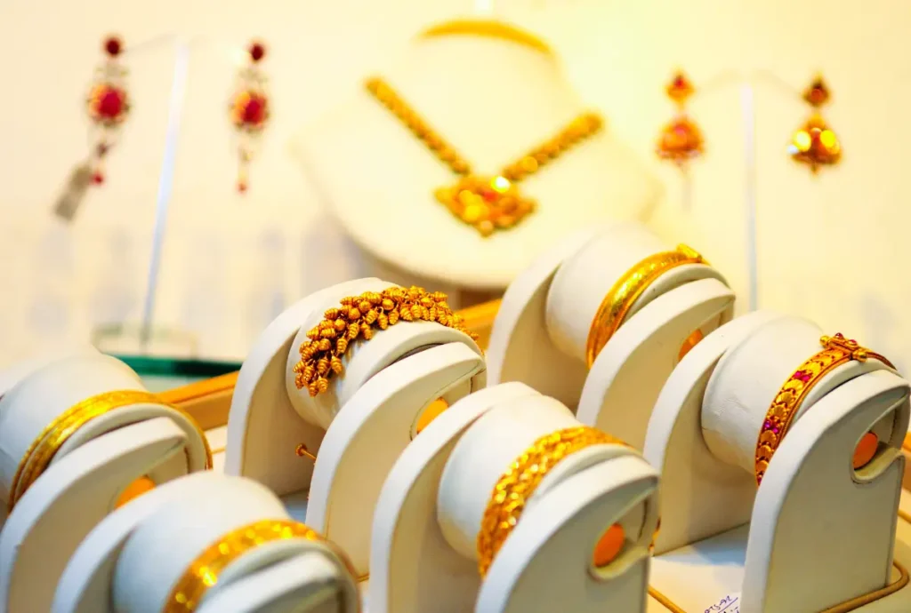 Gold & Silver Prices Crash: Buy Now or Hold?